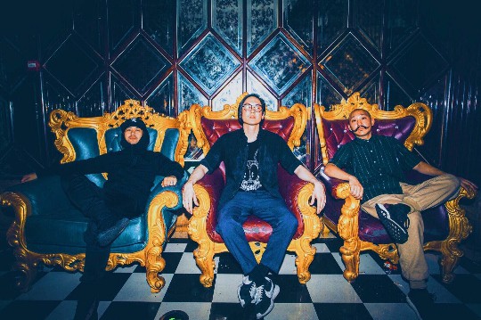 Զ�����ɣ�Far East Movement��.jpg